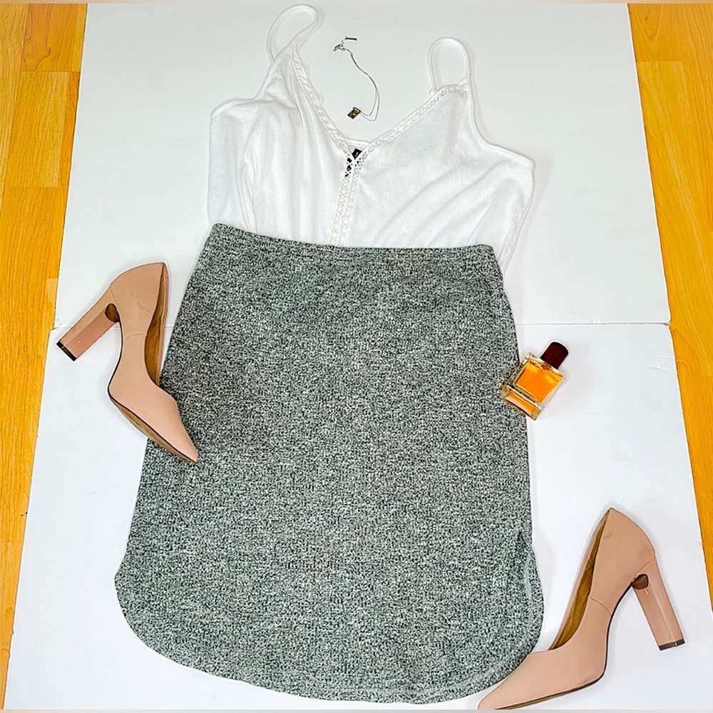 Roots Skirt